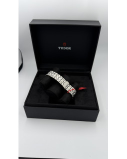 Tudor Royal 34 Salmon
