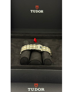 Tudor Royal 41