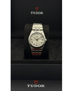 Tudor Royal 41