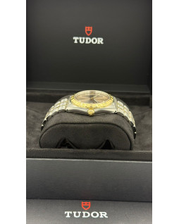 Tudor Royal 38 Gold Champagne