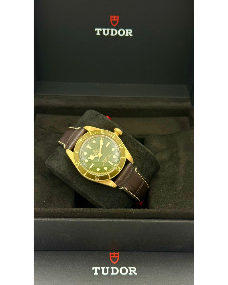 Tudor Black Bay Fifty - Eight Gold