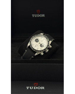 Tudor Black Bay Chrono Dial