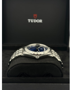Tudor Royal 41