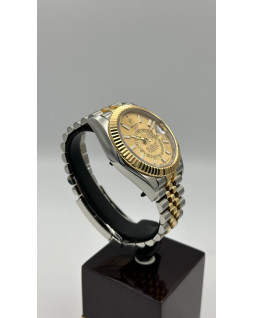 Rolex Sky - Dweller 42 Gold & Steel
