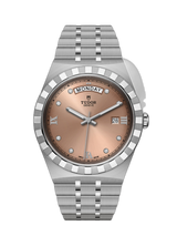 Tudor Royal 41