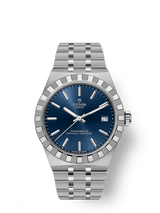 Tudor Royal 36